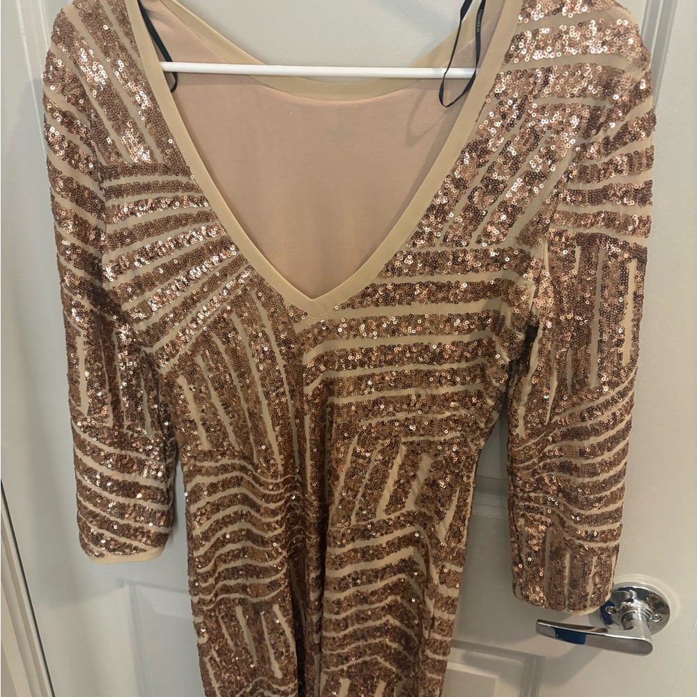 Forever 21 Rose Gold Sequin Long Sleeve Dress